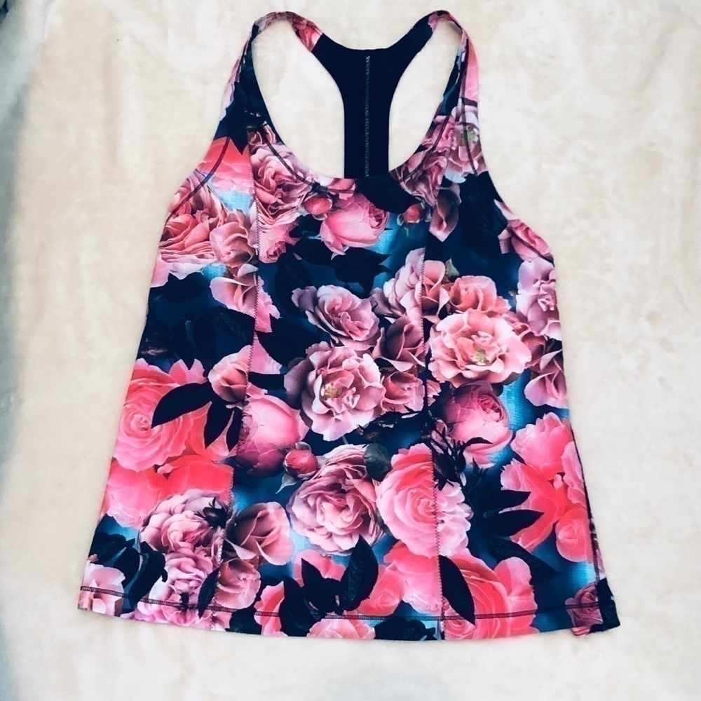 Lululemon Coastal Tank In Secret Garden Print
